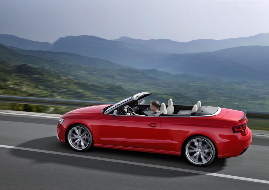  Audi RS5 Cabriolet 2012 года  (WW) (фото 10 из 98)